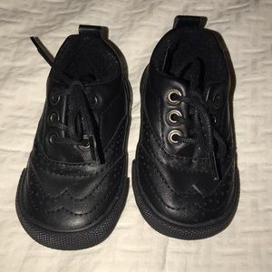 12-18 Months boys wingtip black shoes